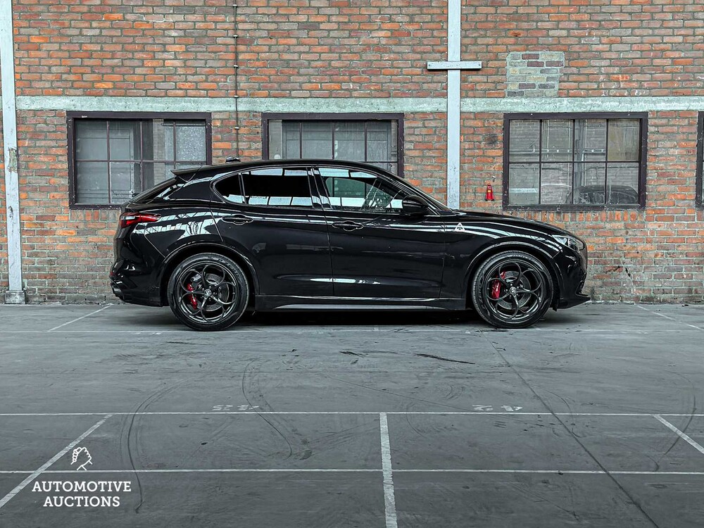 Alfa Romeo Stelvio QUADRIFOGLIO 2.9 V6 -FERRARI ENGINE- AWD 510pk 2018, L-684-LG