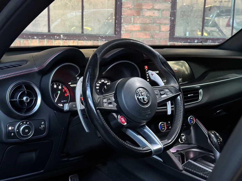 Alfa Romeo Stelvio QUADRIFOGLIO 2.9 V6 -FERRARI ENGINE- AWD 510pk 2018, L-684-LG