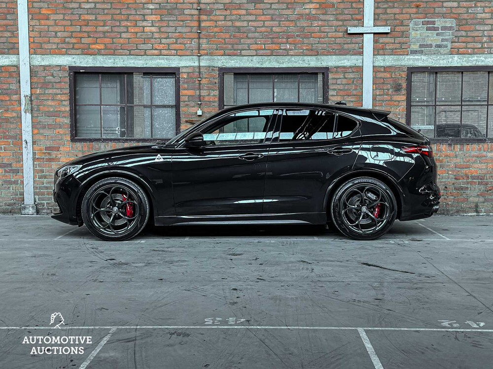 Alfa Romeo Stelvio QUADRIFOGLIO 2.9 V6 -FERRARI ENGINE- AWD 510pk 2018, L-684-LG