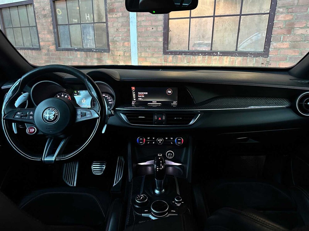 Alfa Romeo Stelvio QUADRIFOGLIO 2.9 V6 -FERRARI ENGINE- AWD 510pk 2018, L-684-LG