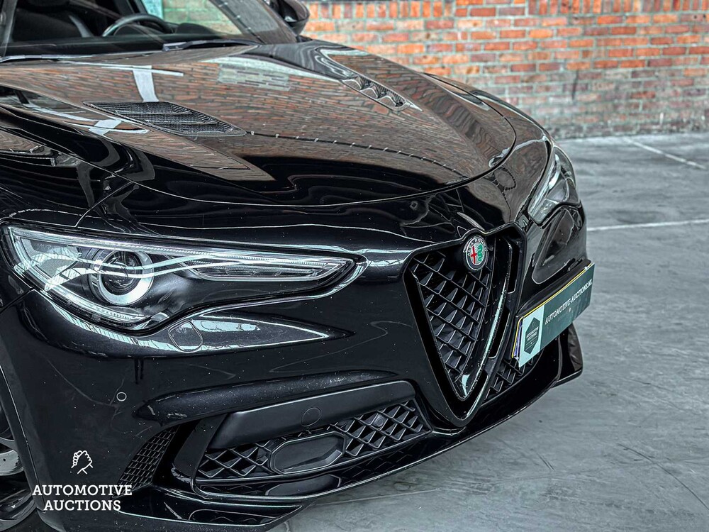 Alfa Romeo Stelvio QUADRIFOGLIO 2.9 V6 -FERRARI ENGINE- AWD 510pk 2018, L-684-LG