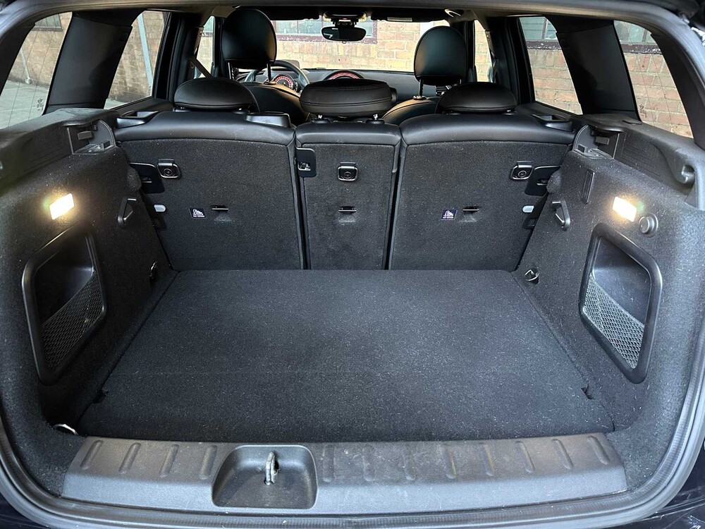 Mini Clubman John Cooper Works ALL4 Chili JCW 306pk 2020 -Orig. NL-, H-522-HN