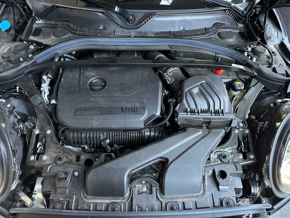 Mini Clubman John Cooper Works ALL4 Chili JCW 306pk 2020 -Orig. NL-, H-522-HN