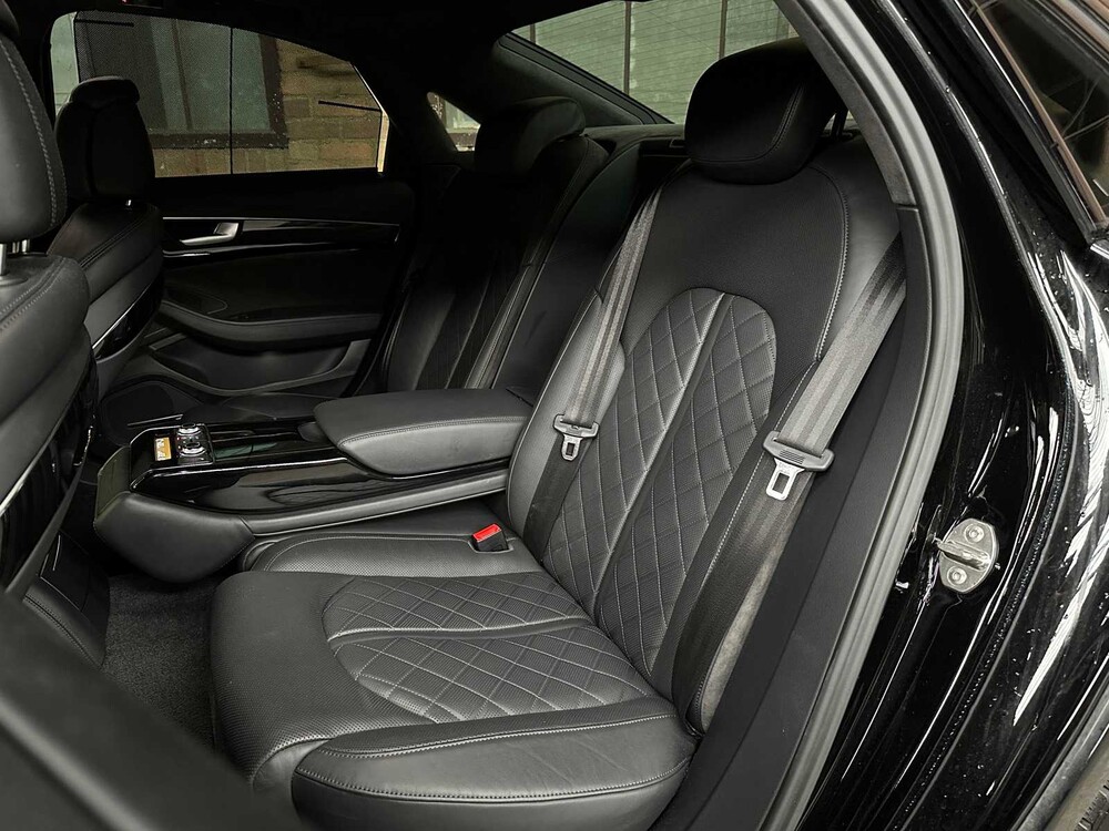 Audi S8 4.0 TFSI V8 Plus Quattro 605pk 2017
