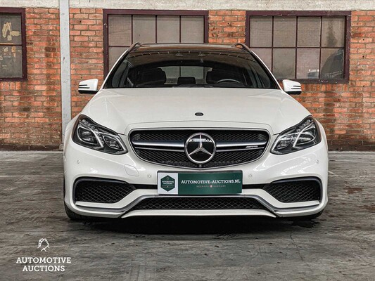 Mercedes-Benz E63 Kombi AMG 5.5 V8 4Matic E-Klasse 557PS 2015 ORIG-NL, 2-ZFK-64