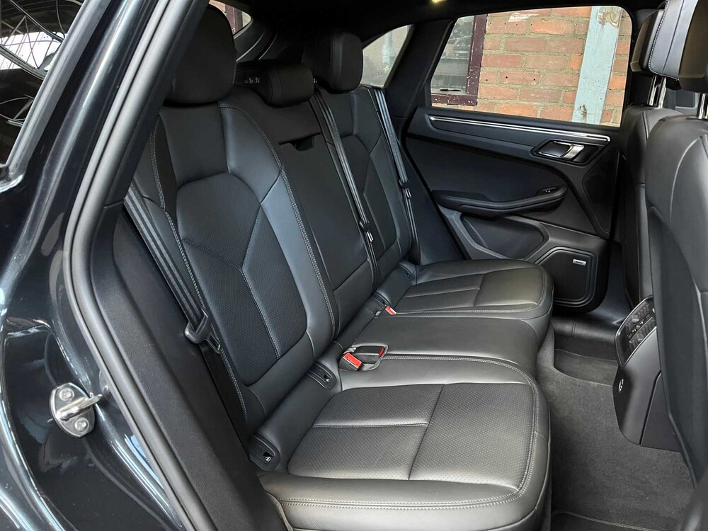 Porsche Macan 2.0 FACELIFT 265pk 2022 ORIG-NL, P-995-BB