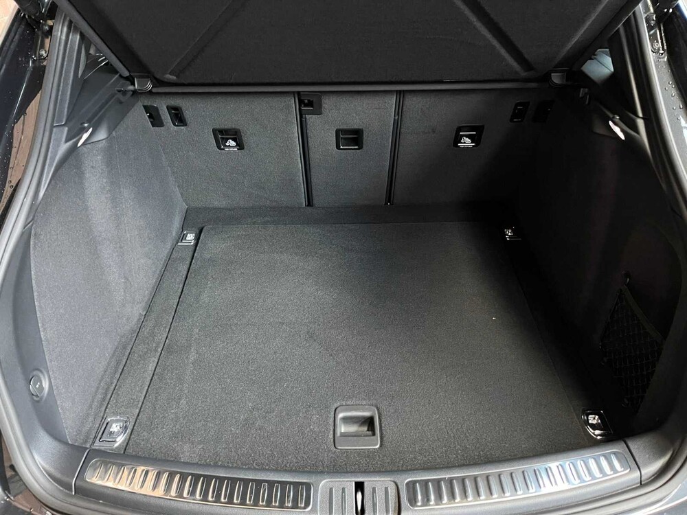 Porsche Macan 2.0 FACELIFT 265pk 2022 ORIG-NL, P-995-BB