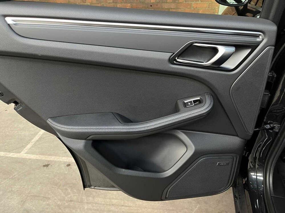 Porsche Macan 2.0 FACELIFT 265pk 2022 ORIG-NL, P-995-BB