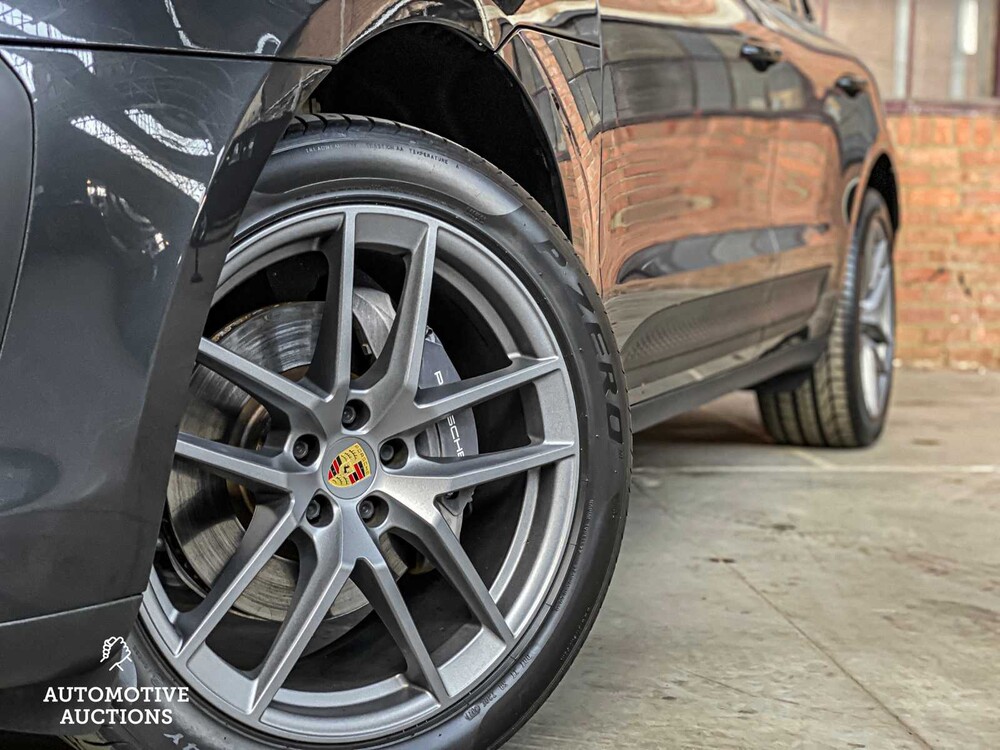 Porsche Macan 2.0 FACELIFT 265pk 2022 ORIG-NL, P-995-BB