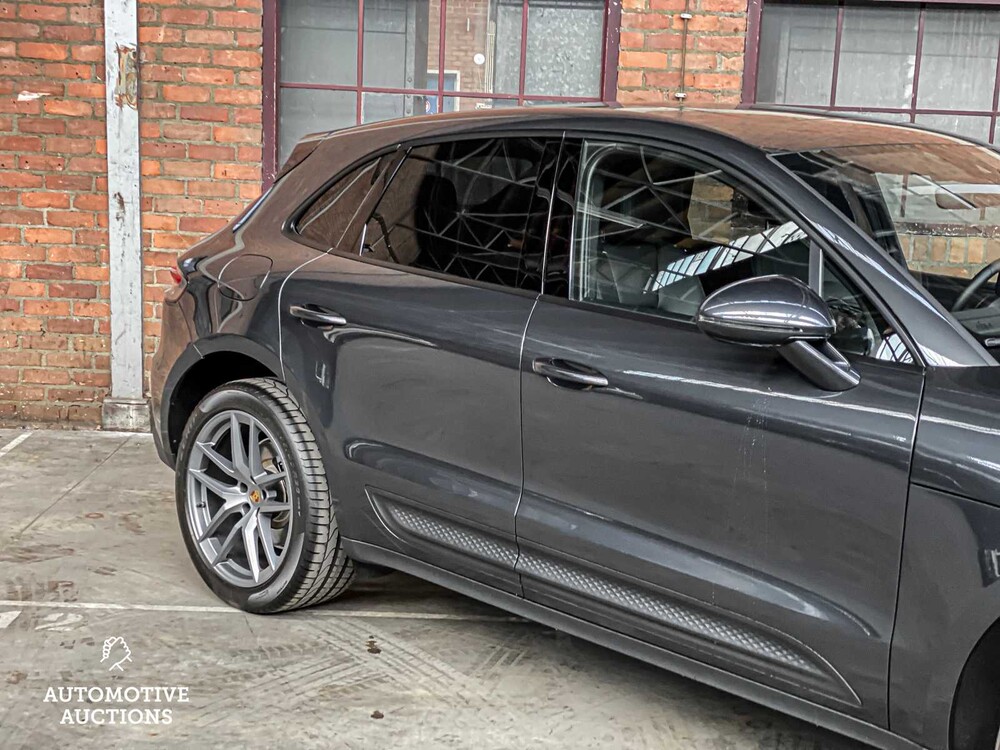 Porsche Macan 2.0 FACELIFT 265pk 2022 ORIG-NL, P-995-BB