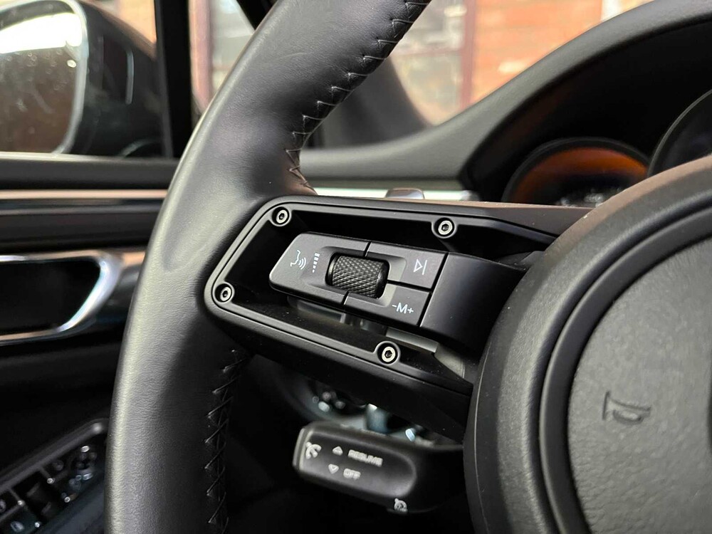 Porsche Macan 2.0 FACELIFT 265pk 2022 ORIG-NL, P-995-BB