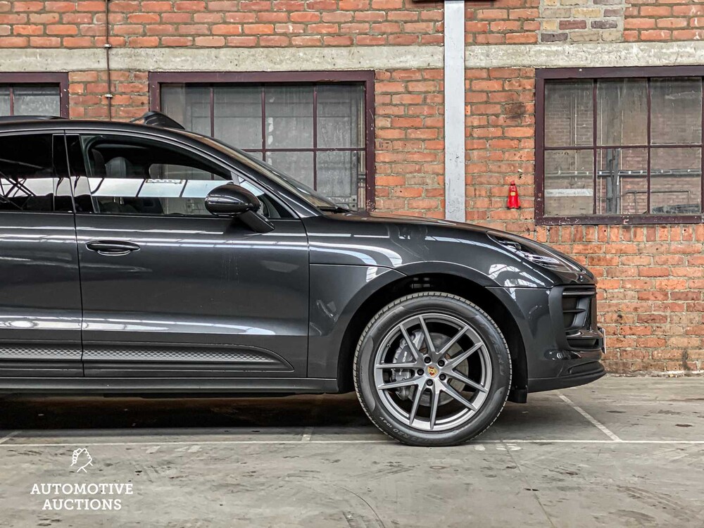 Porsche Macan 2.0 FACELIFT 265pk 2022 ORIG-NL, P-995-BB