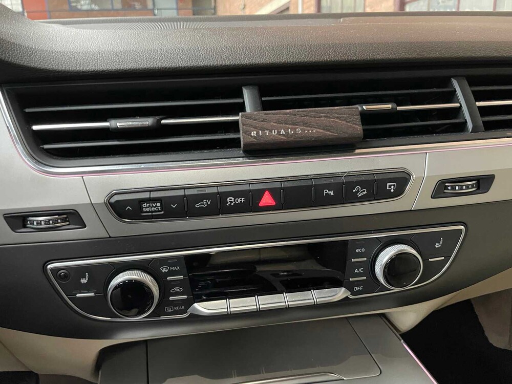 Audi Q7 E-Tron 3.0 TDI Quattro Premium 373hp Plug-In Hybrid 2016 ORIG-NL, KH-101-P