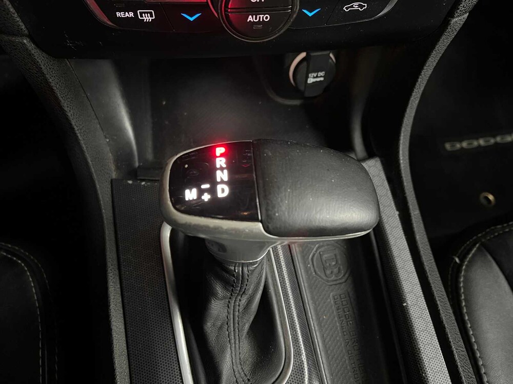 Dodge Charger SRT 5.7 V8 373PS 2016