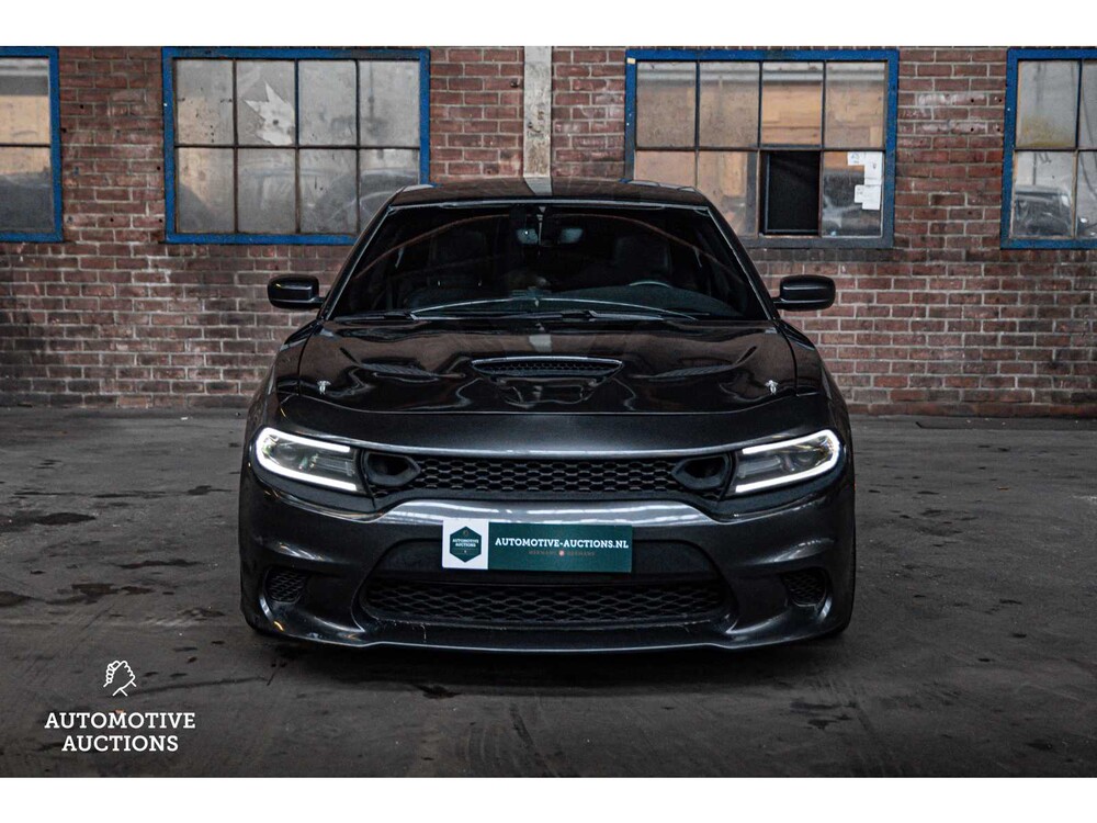 Dodge Charger SRT 5.7 V8 373PS 2016