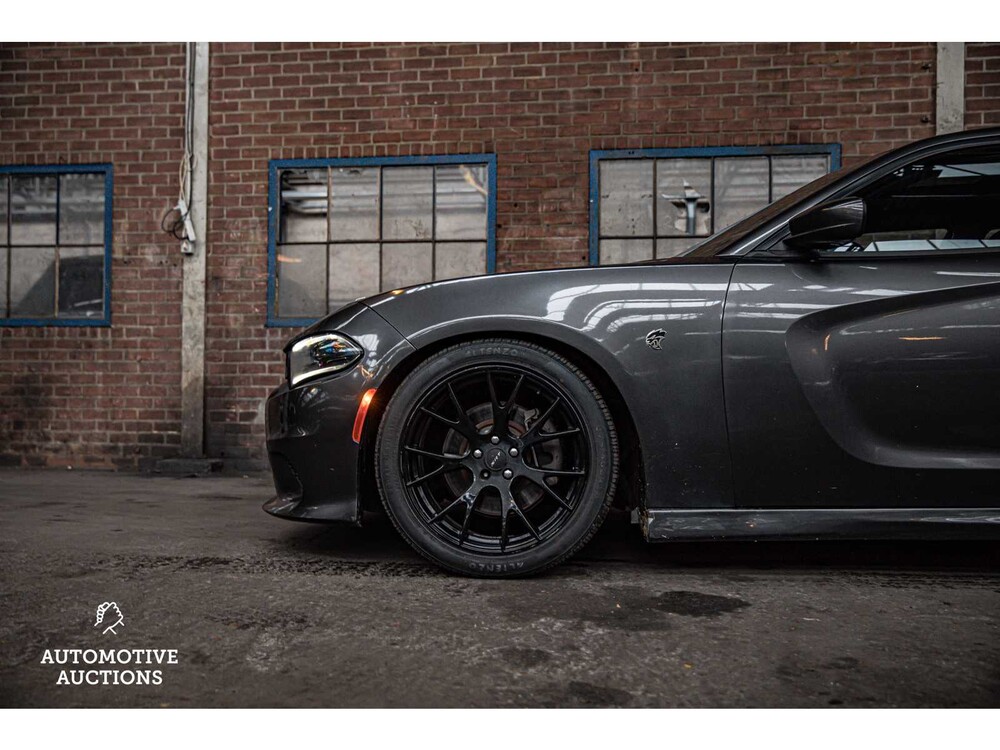 Dodge Charger SRT 5.7 V8 373PS 2016