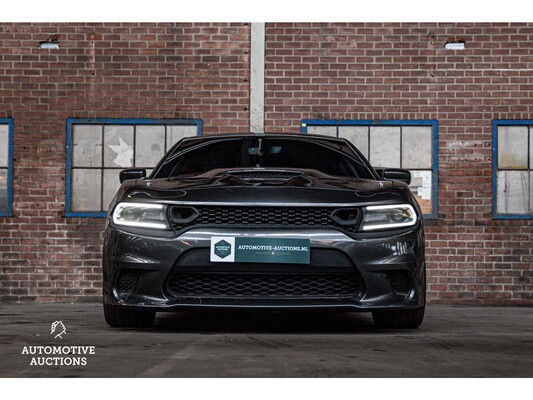 Dodge Charger SRT 5.7 V8 373PS 2016