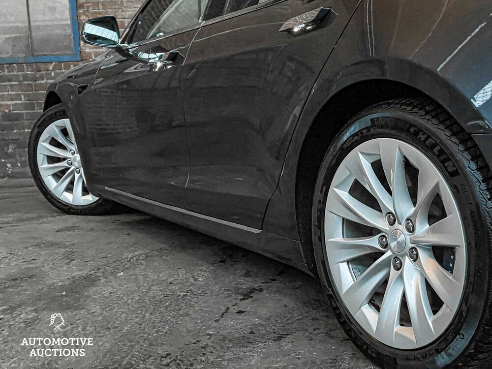 Tesla Model S 75D Base 333pk -Orig. NL-, RZ-575-T