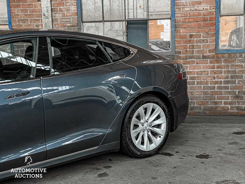 Tesla Model S 75D Base 333pk -Orig. NL-, RZ-575-T