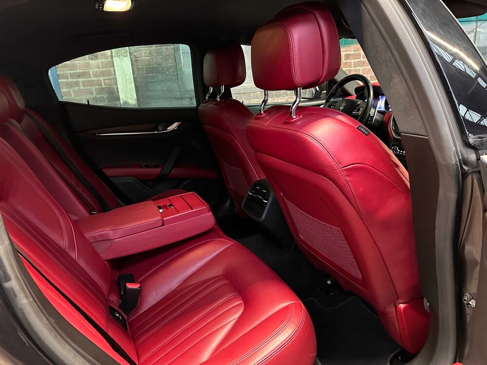 Maserati Ghibli 3.0 V6 330hp 2014 -Orig. NL-, 1-TGT-21