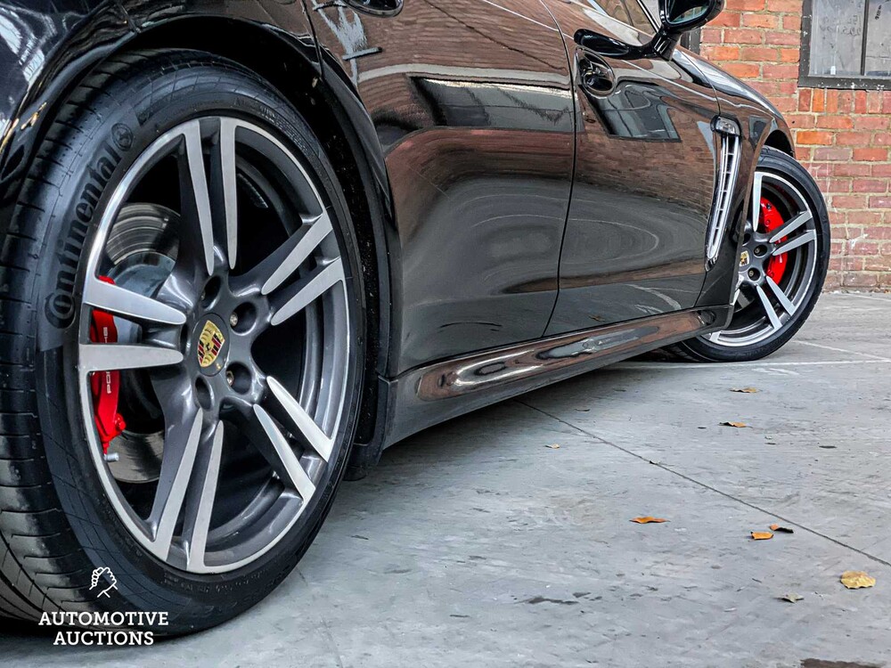Porsche Panamera Turbo 4.8 V8 500PS 2011 Sport-Chrono, 63-TDK-1 