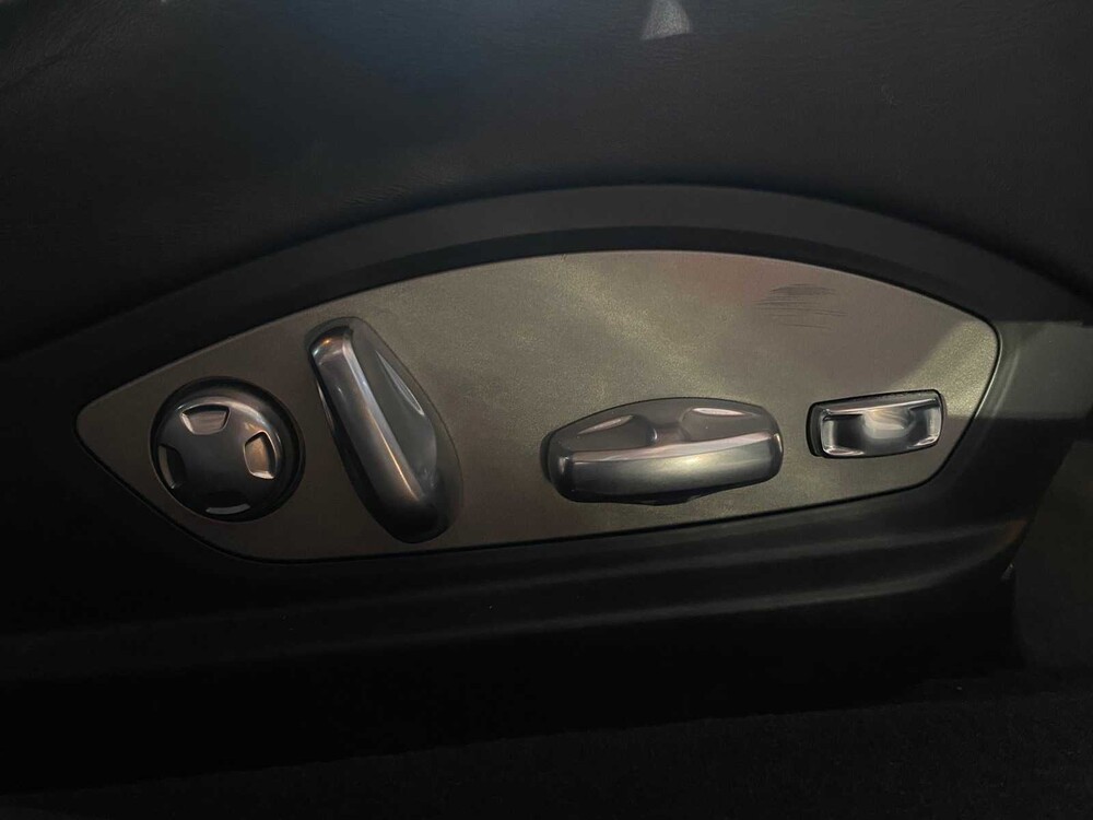 Porsche Panamera Turbo 4.8 V8 500PS 2011 Sport-Chrono, 63-TDK-1 