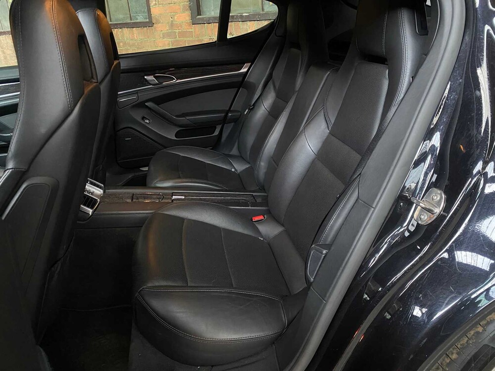 Porsche Panamera Turbo 4.8 V8 500PS 2011 Sport-Chrono, 63-TDK-1 