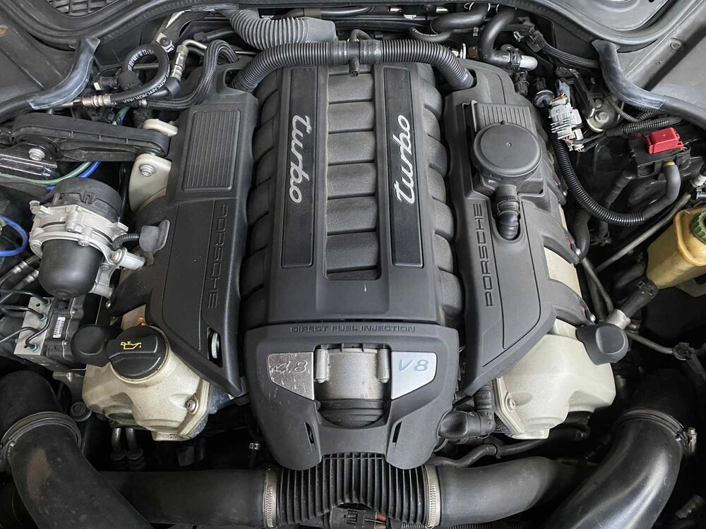 Porsche Panamera Turbo 4.8 V8 500PS 2011 Sport-Chrono, 63-TDK-1 