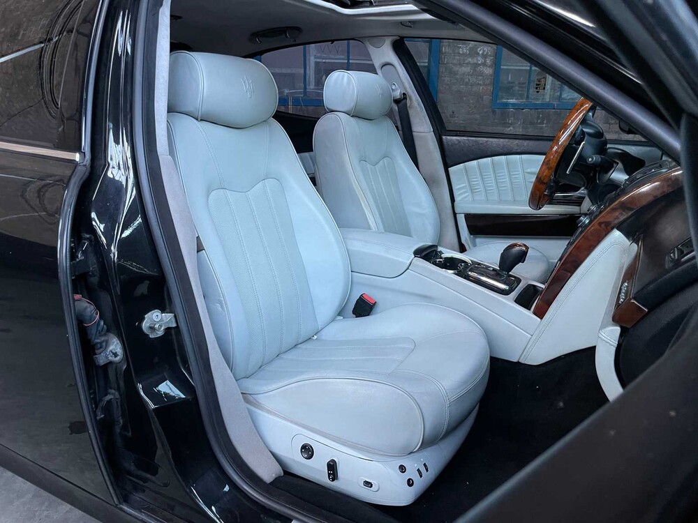 Maserati Quattroporte 4.2 V8 400pk ZF 2009