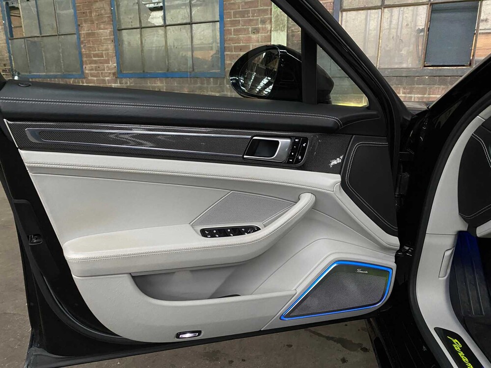 Porsche Panamera Sport Turismo Turbo S E-Hybrid 4.0 V8 680pk 2018, H-902-PP