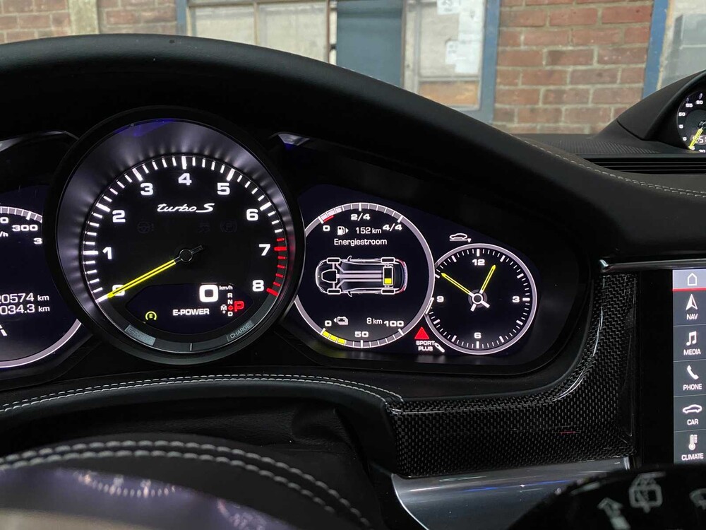 Porsche Panamera Sport Turismo Turbo S E-Hybrid 4.0 V8 680pk 2018, H-902-PP