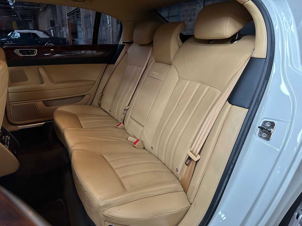 Bentley Continental Flying Spur 6.0 W12 560pk 2007 -Youngtimer-