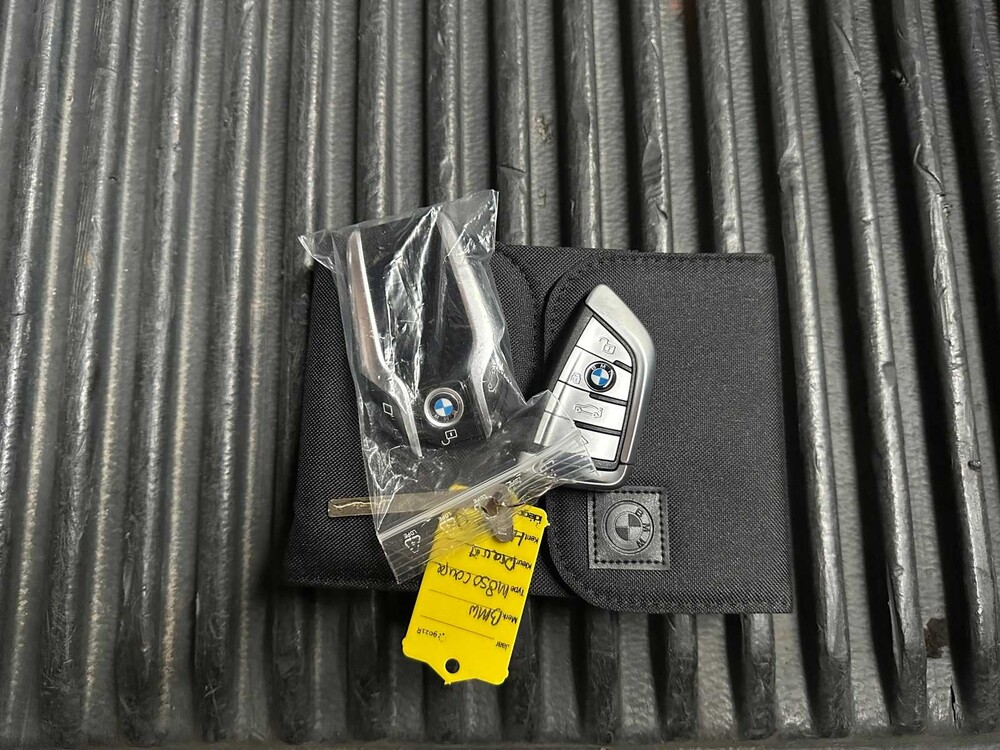 BMW M850i xDrive High Executive M-Performance 4.4 V8 8-serie 530pk 2020 ORIG-NL, H-406-DG