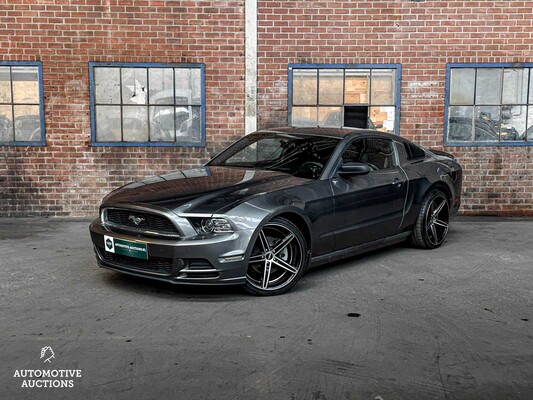 Ford Mustang 3.7 V6 305hp 2014, S-226-SJ