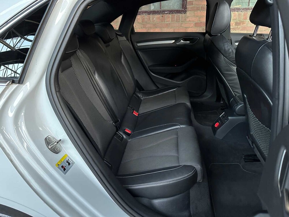 Audi A3 Limousine S-Line 1.4 TFSI CoD Ambition Pro Line S 140pk 2014 ORIG-NL, 7-TXL-63