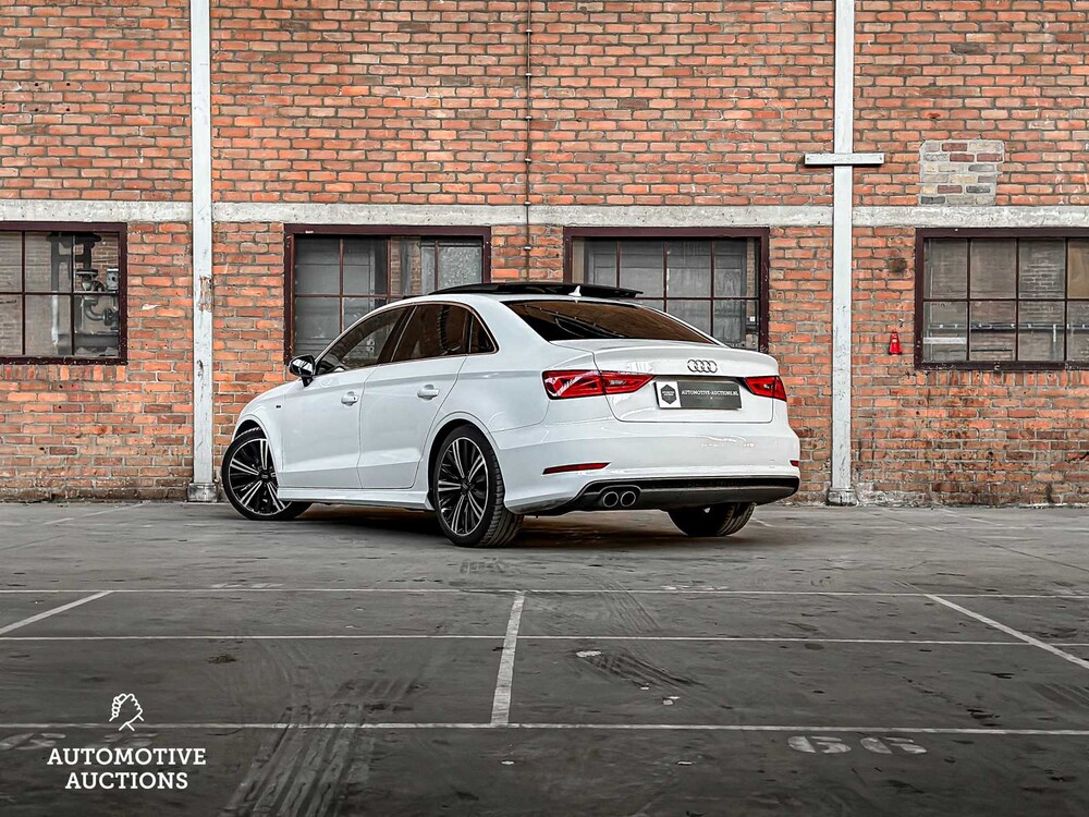 Audi A3 Limousine S-Line 1.4 TFSI CoD Ambition Pro Line S 140pk 2014 ORIG-NL, 7-TXL-63