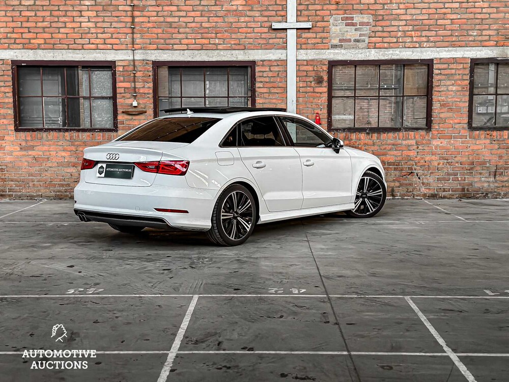 Audi A3 Limousine S-Line 1.4 TFSI CoD Ambition Pro Line S 140pk 2014 ORIG-NL, 7-TXL-63