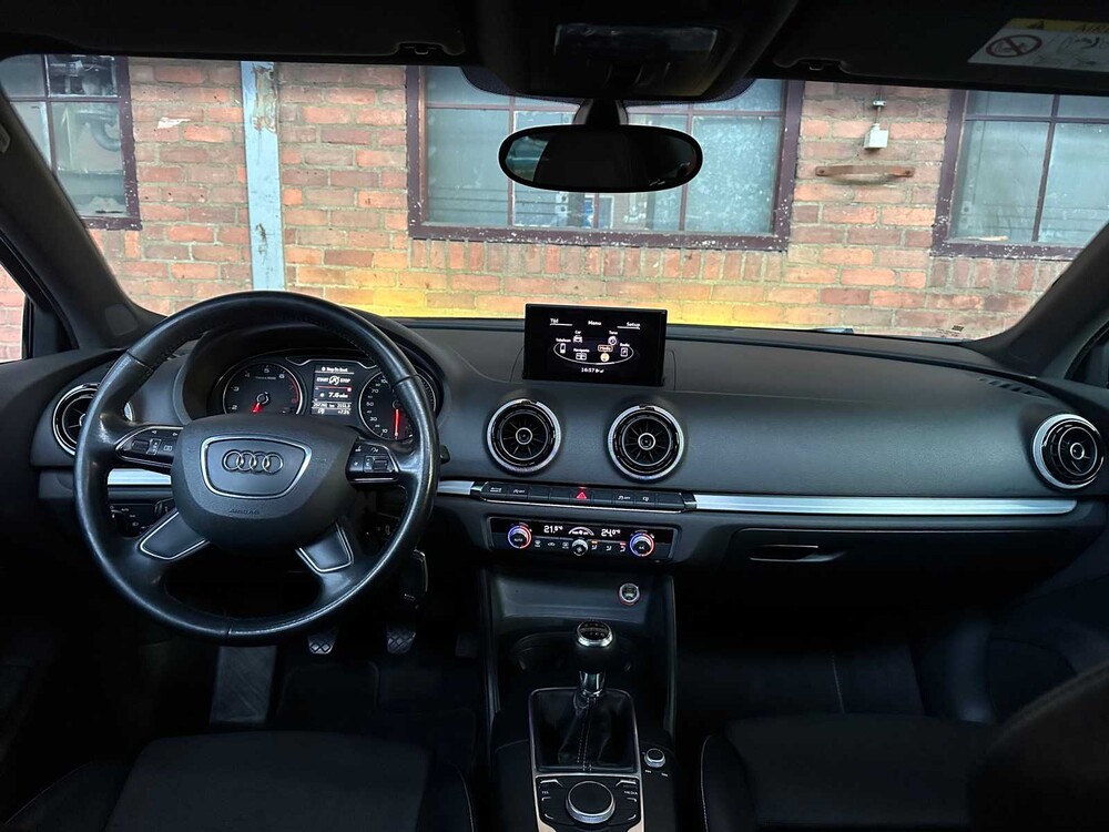 Audi A3 Limousine S-Line 1.4 TFSI CoD Ambition Pro Line S 140pk 2014 ORIG-NL, 7-TXL-63