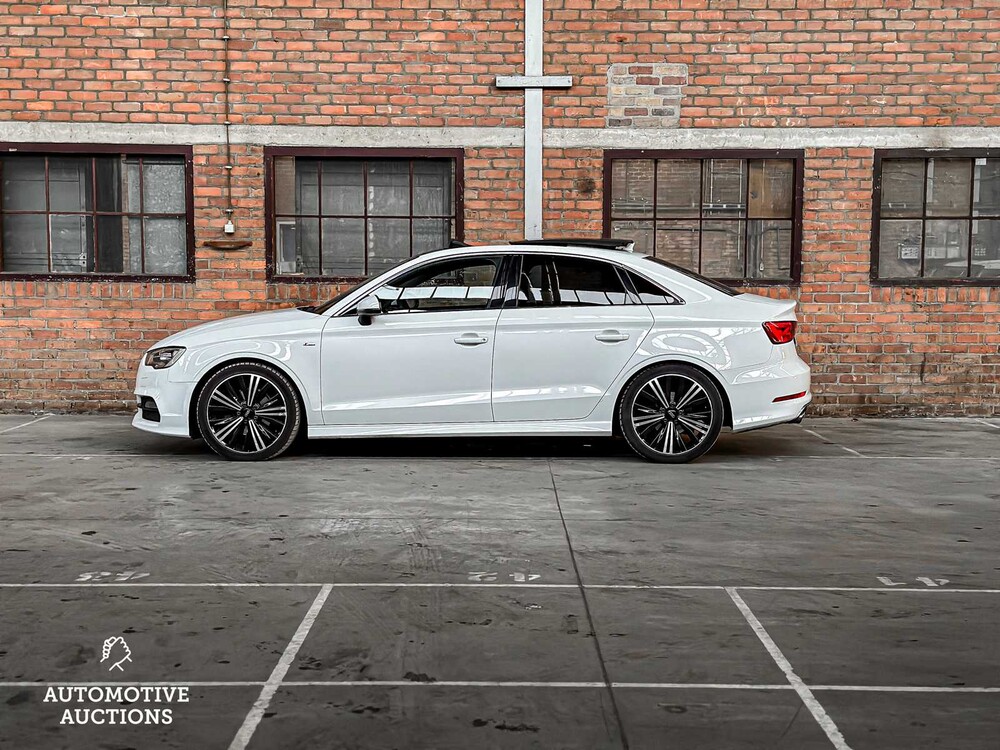 Audi A3 Limousine S-Line 1.4 TFSI CoD Ambition Pro Line S 140pk 2014 ORIG-NL, 7-TXL-63