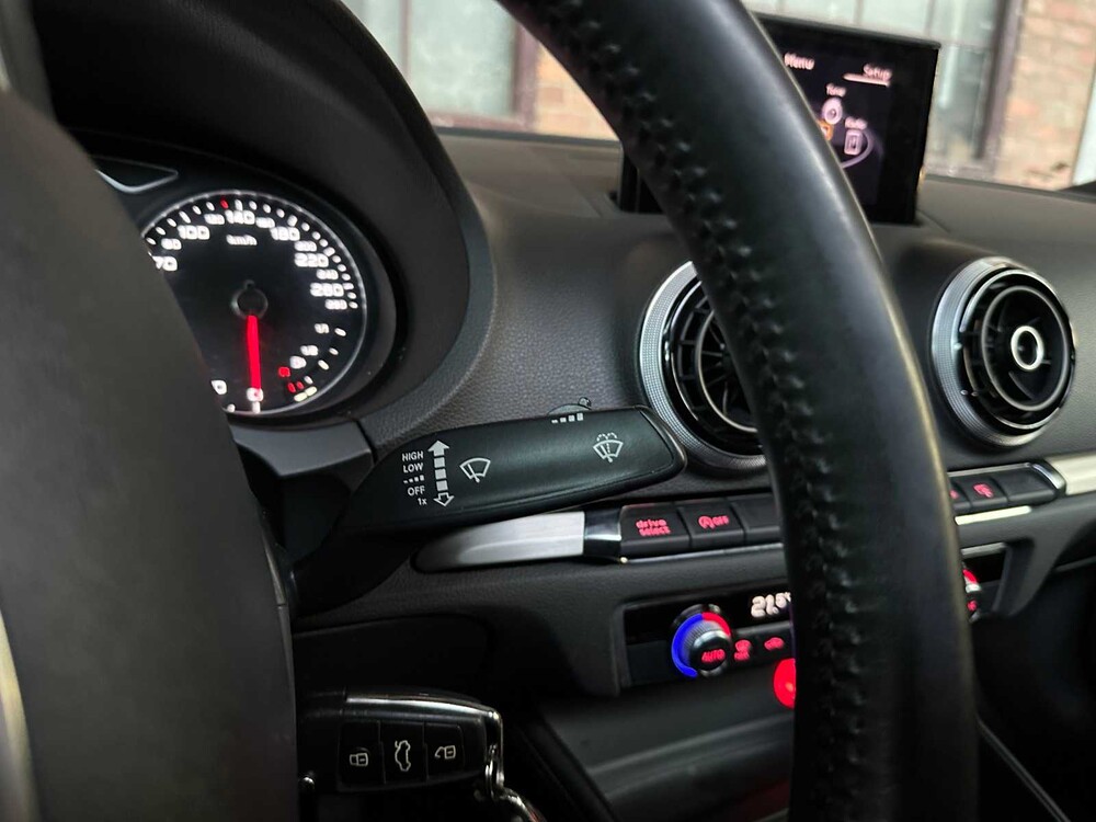 Audi A3 Limousine S-Line 1.4 TFSI CoD Ambition Pro Line S 140pk 2014 ORIG-NL, 7-TXL-63