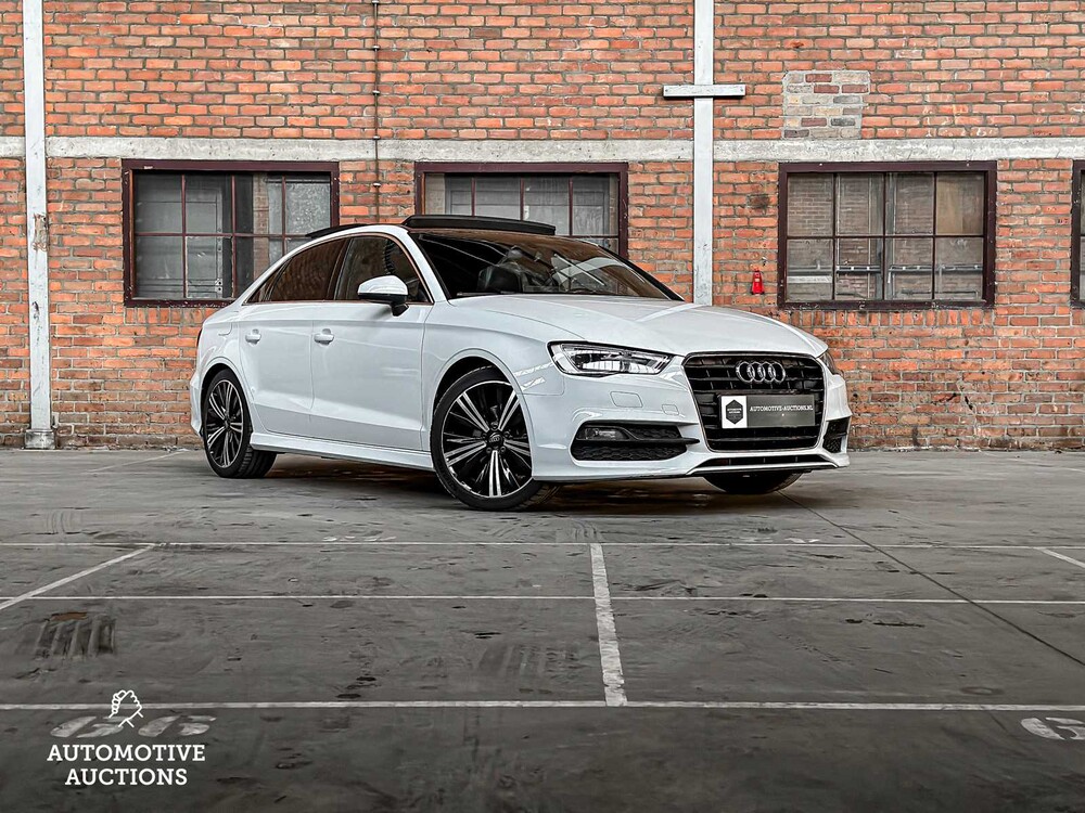 Audi A3 Limousine S-Line 1.4 TFSI CoD Ambition Pro Line S 140pk 2014 ORIG-NL, 7-TXL-63