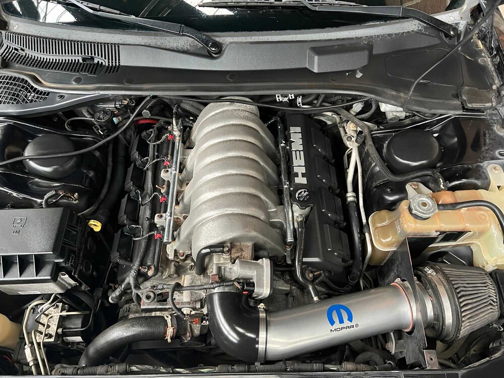 Chrystler 300C SRT8 6.1 V8 425hp 2010