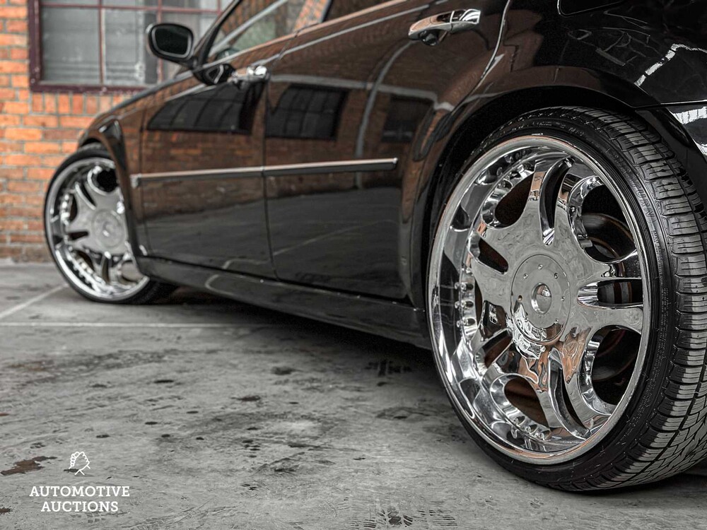 Chrystler 300C SRT8 6.1 V8 425hp 2010