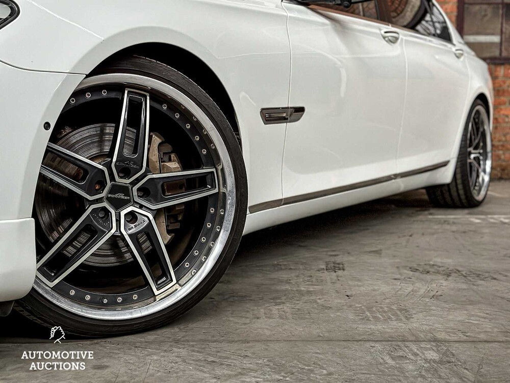 BMW ActiveHybrid7 4.4 V8 465PK 2012