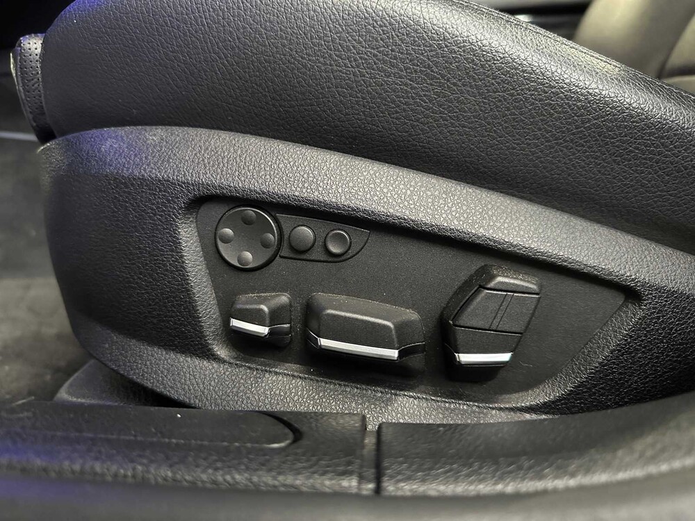 BMW ActiveHybrid7 4.4 V8 465PK 2012