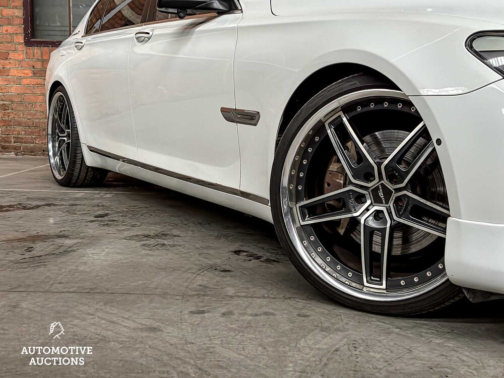 BMW ActiveHybrid7 4.4 V8 465PK 2012