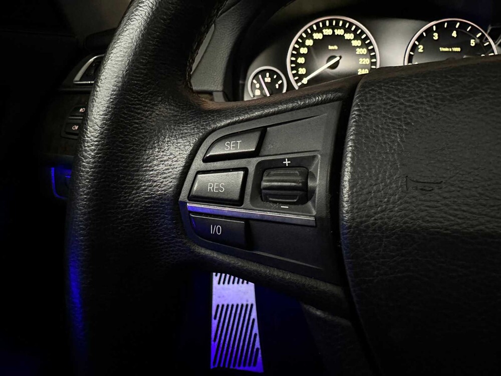 BMW ActiveHybrid7 4.4 V8 465PK 2012