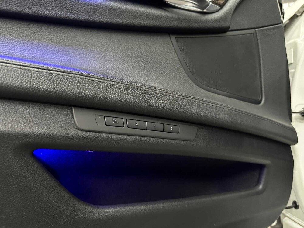 BMW ActiveHybrid7 4.4 V8 465PK 2012