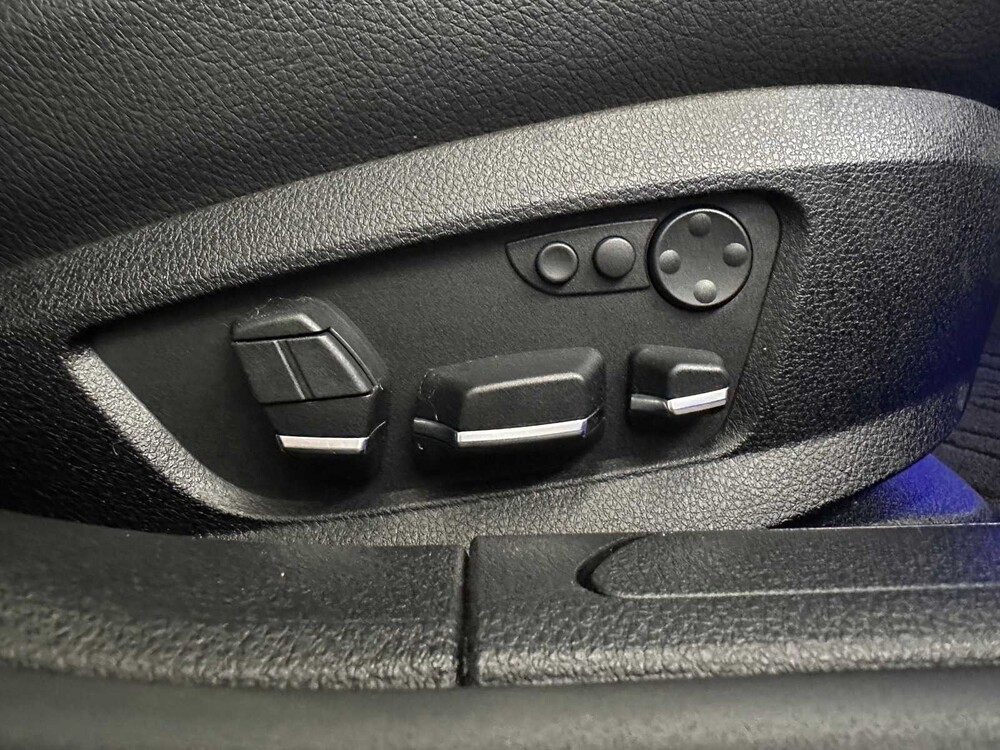 BMW ActiveHybrid7 4.4 V8 465PK 2012