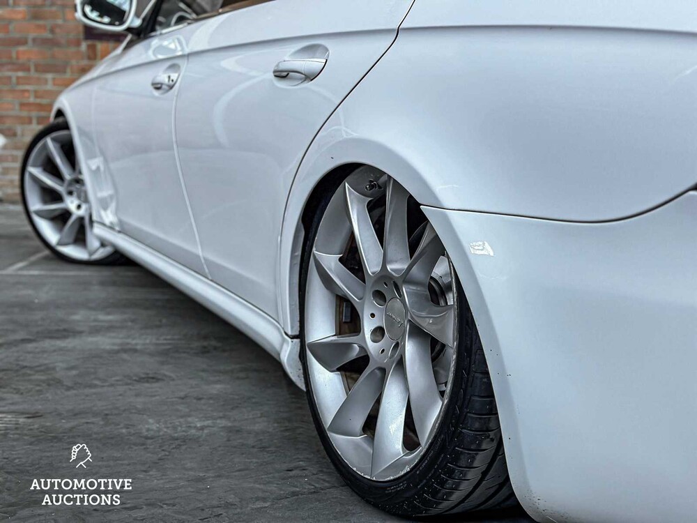 Mercedes-Benz CLS500 5.0 V8 306PS 2005 -Youngtimer-